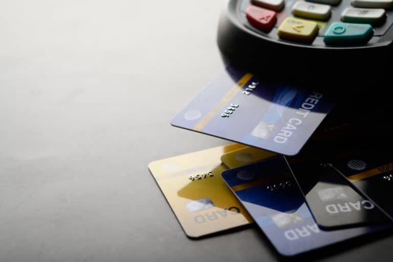 BANKS AND CREDIT PAYMENTS